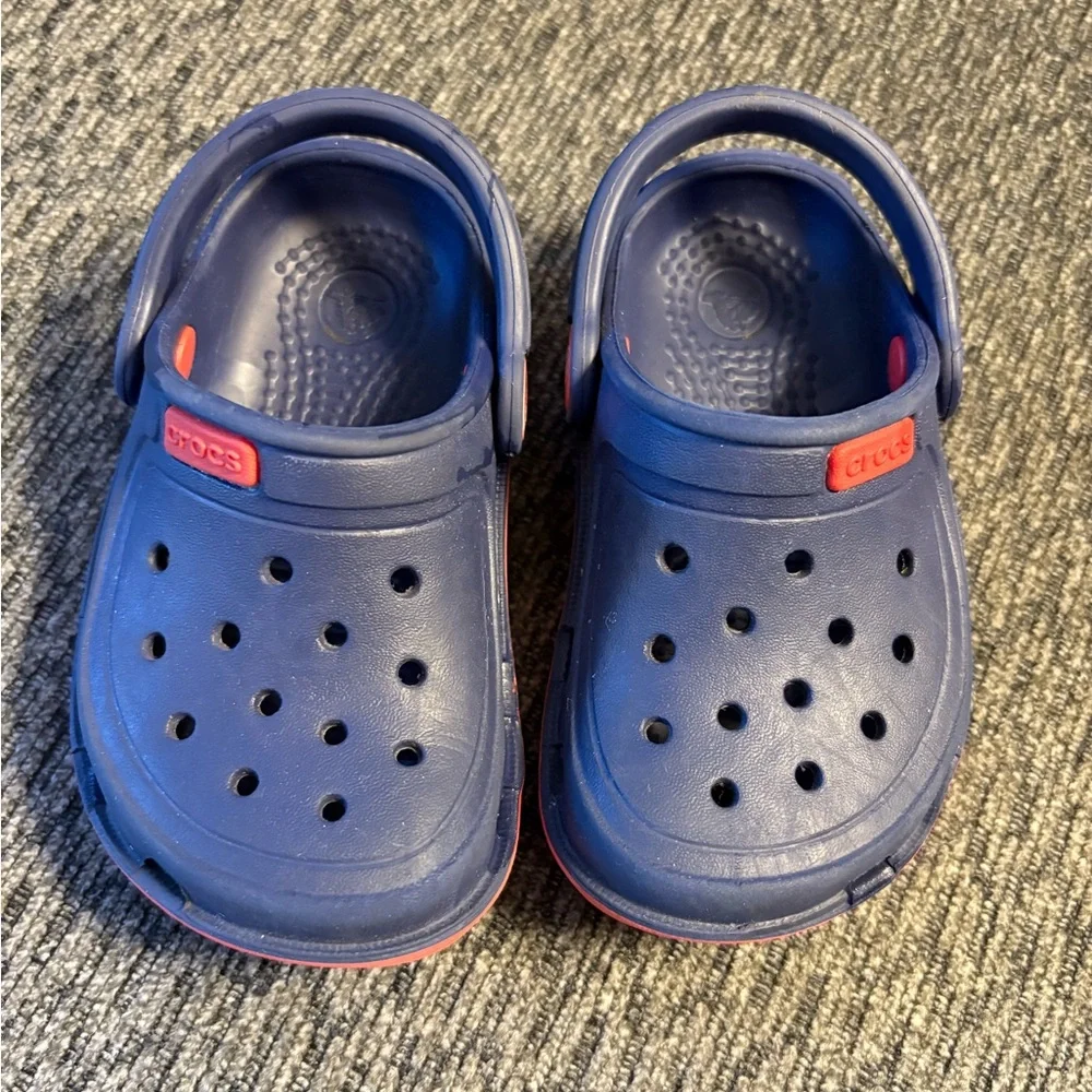 Crocs Kids' Duet Wave Clog Navy/Red Child’s Size 8